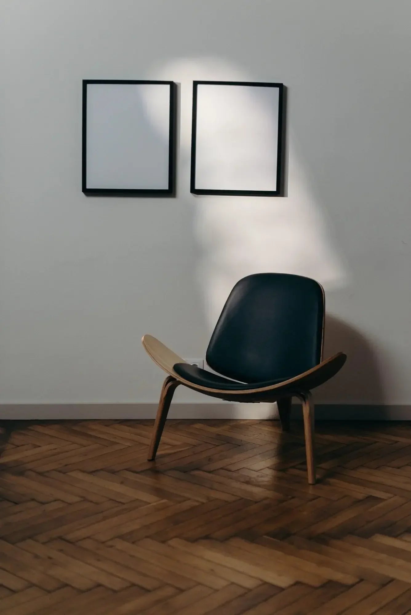 Professional picture hanging and art installation service in New Jersey and New York City