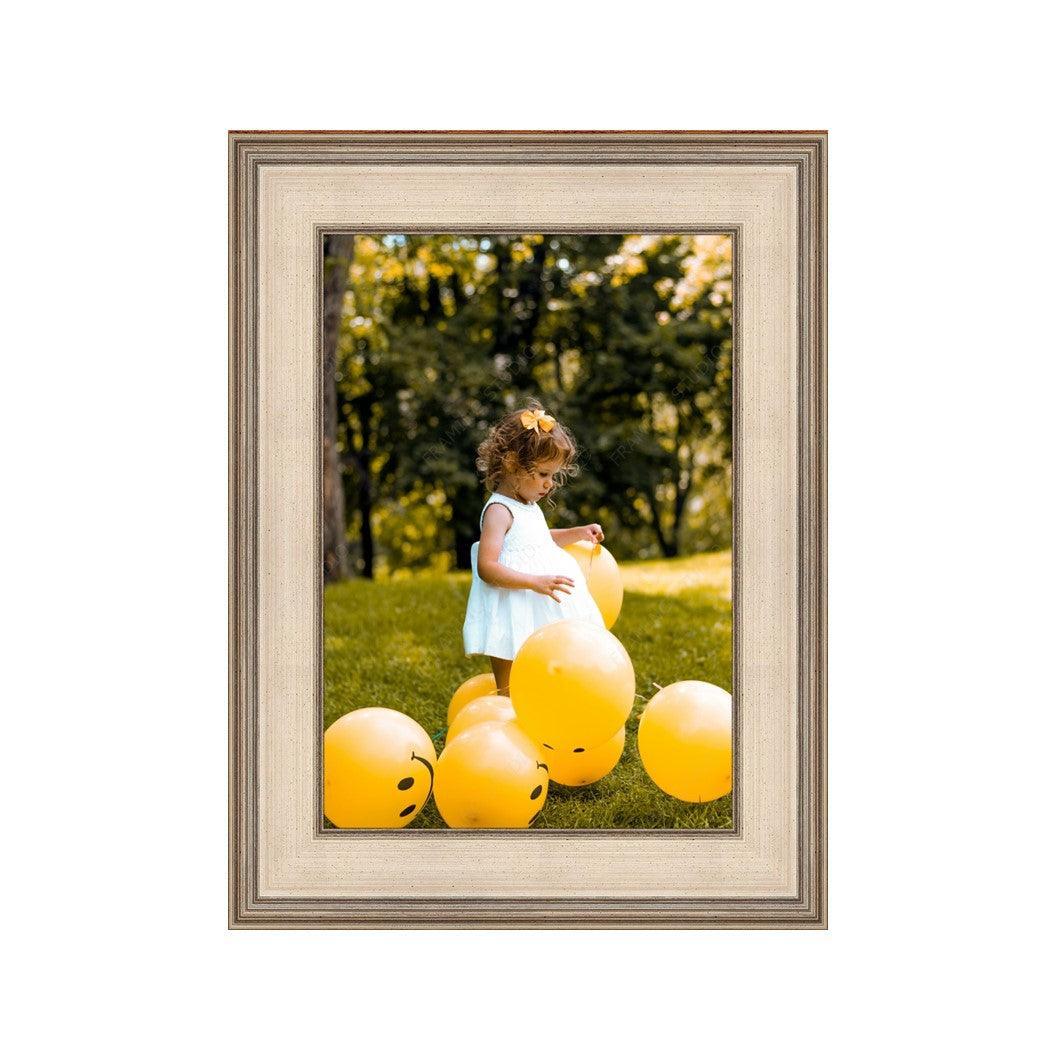 3 Inch Wide Silver Traditional Picture Frame with Classic Style