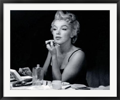 Framed Marilyn (lipstick) by Sam Shaw | 24 x 36
