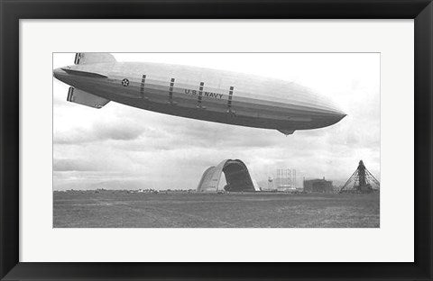 Framed Art Zeppelin - B&W Wall Decor 18x24 Artwork