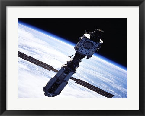 Framed Art International Space Station Wall Decor 18x24 Artwork