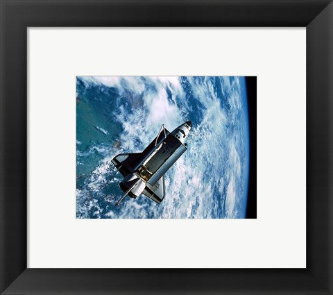 Framed Art Shuttle Discovery in Space Wall Decor 18x24 Artwork