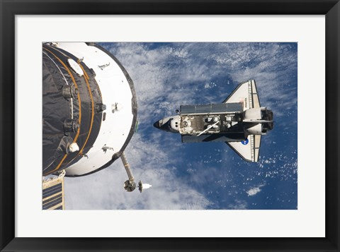 Framed Art STS-129 Atlantis approaches the ISS and Soyuz Wall Decor 18x24 Artwork