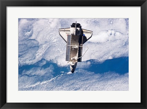 Framed Art STS132 Atlantis undocking Wall Decor 18x24 Artwork