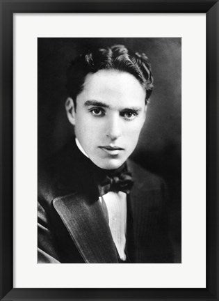 Framed Art Charlie Chaplin - B&W Framed Art for your Home Wall Decor 18x24 Artwork