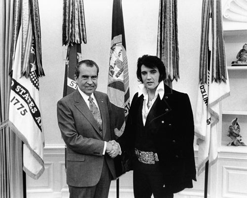 Elvis Presley Meets President Richard Nixon, December 21, 1970 by McMahan Photo Archive Wall Art Décor 8 x 10 Art Print