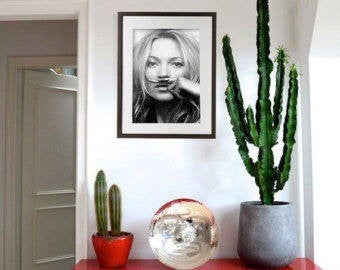 Kate Moss Mustache poster print fashion art décor canvas frame
